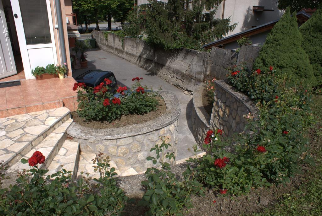 Hostel Jedvaj Krapina Luaran gambar
